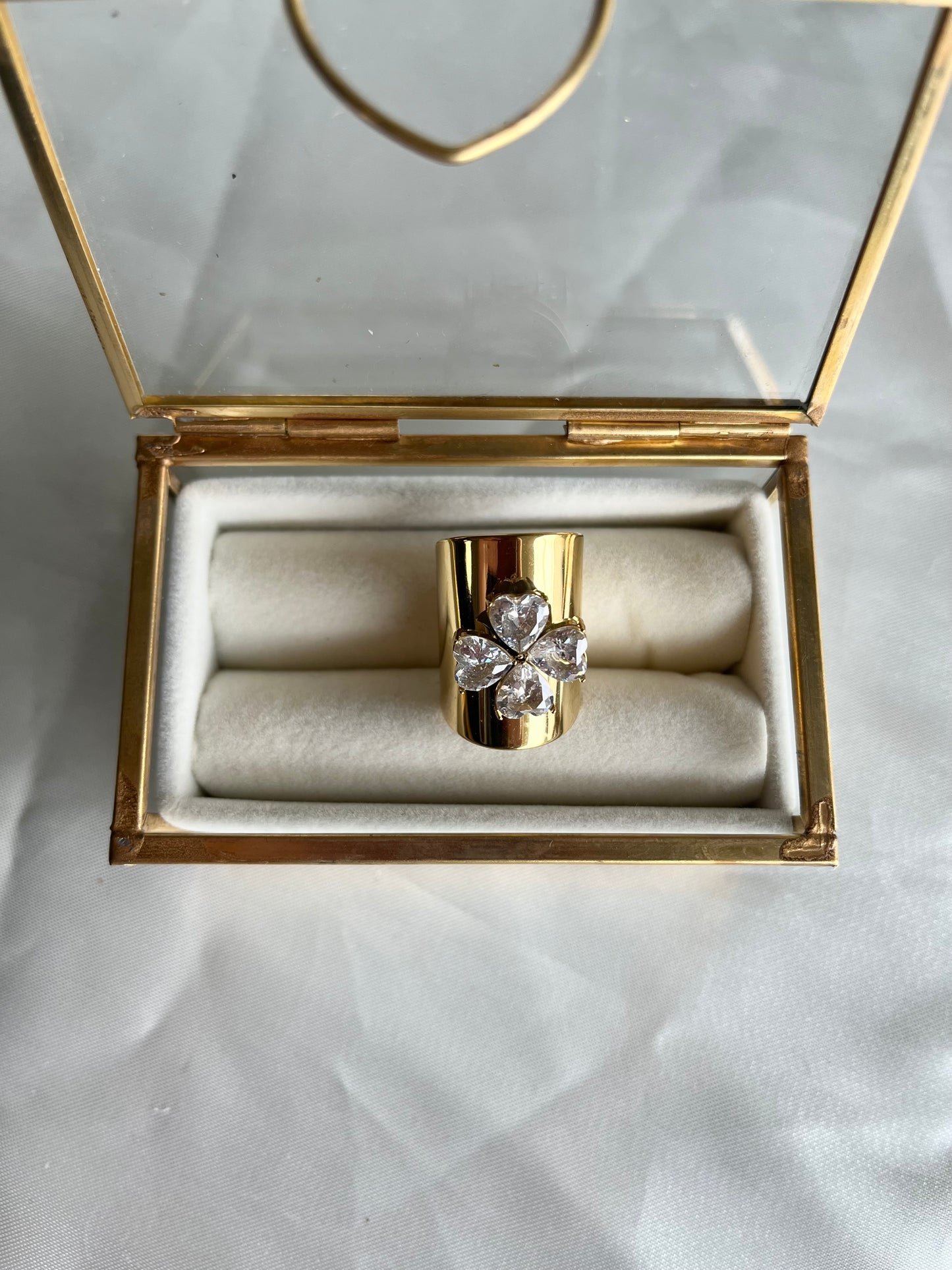 Bague doré fleur zirconium Agatha