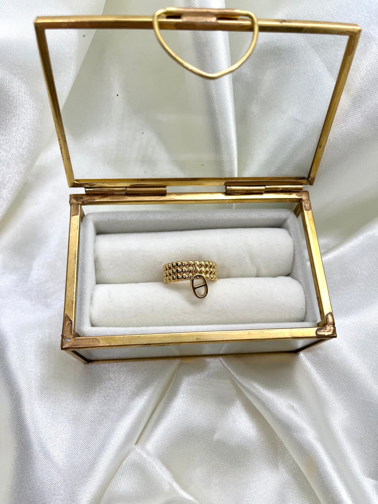 Bague doré breloque