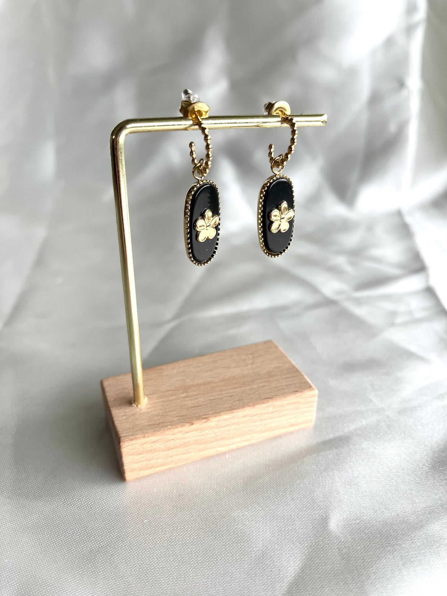 Boucles d’oreilles doré et noir Pénélope