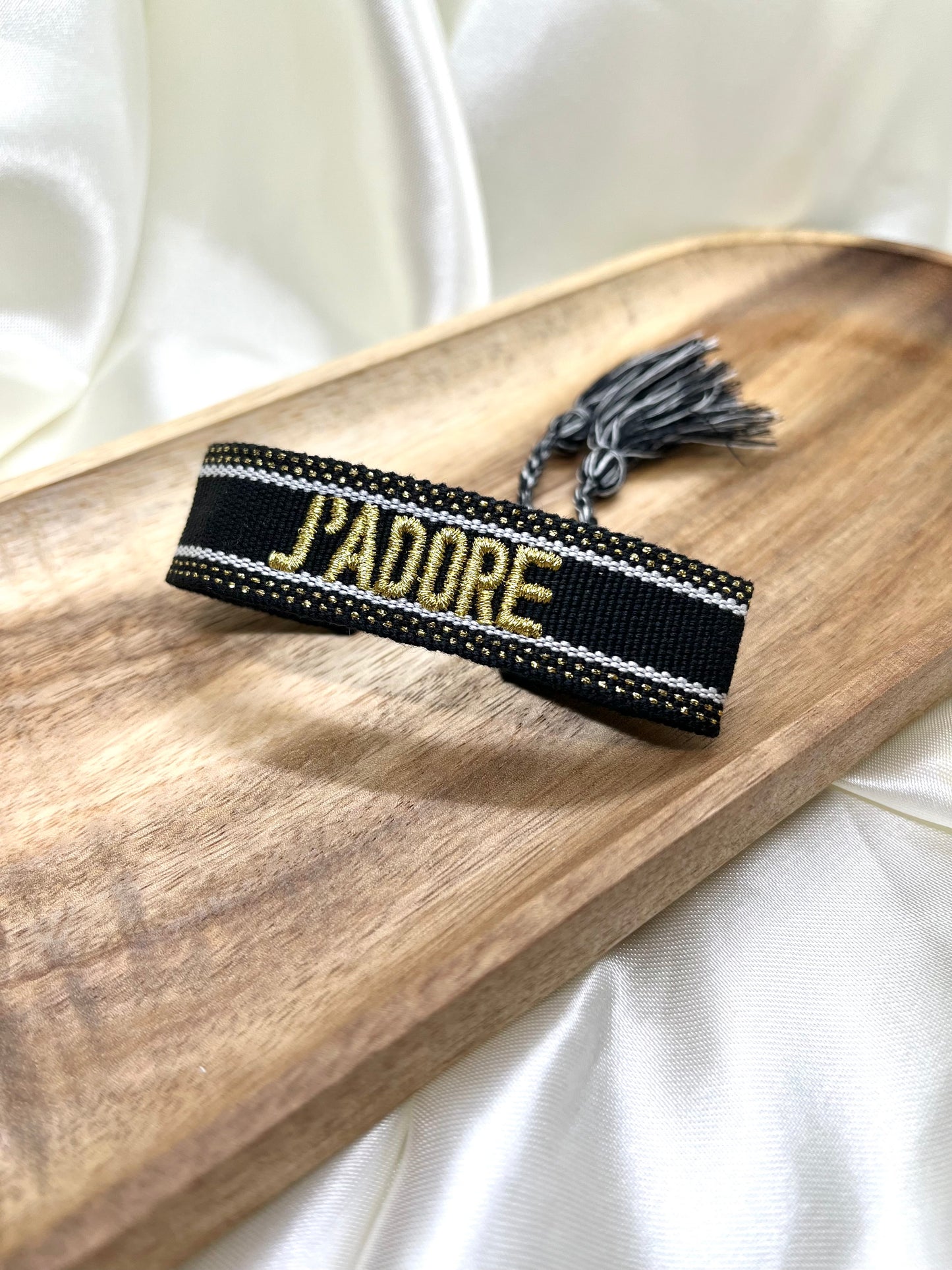 Bracelet j’adore noir, doré et blanc