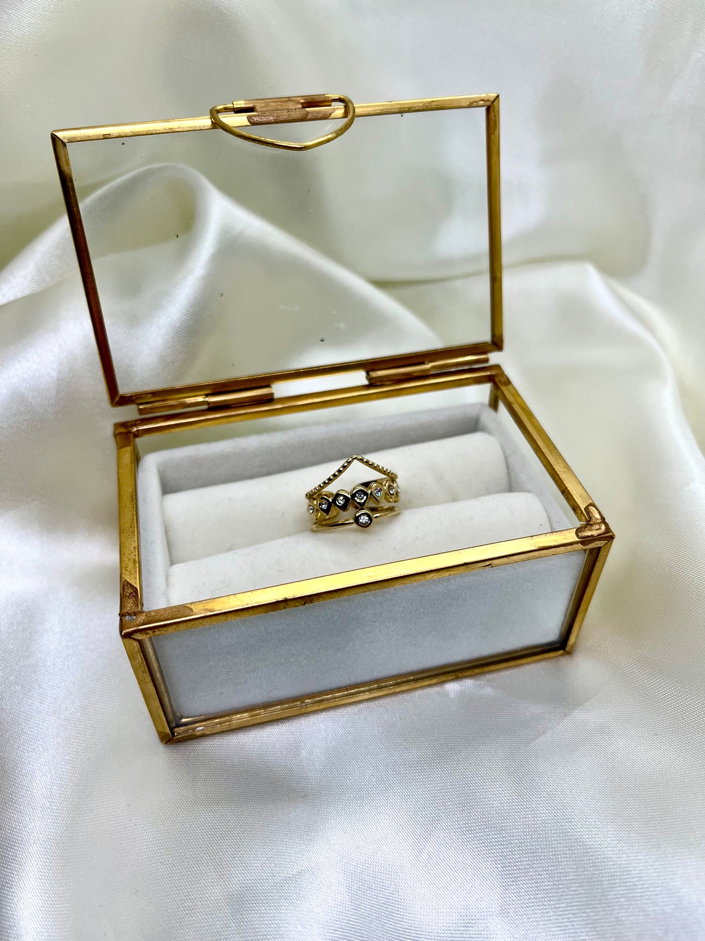 Bague doré et strass