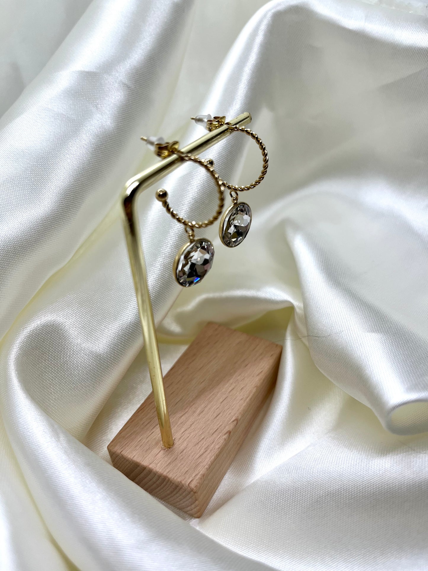 Boucles d’oreilles doré et strass rondes
