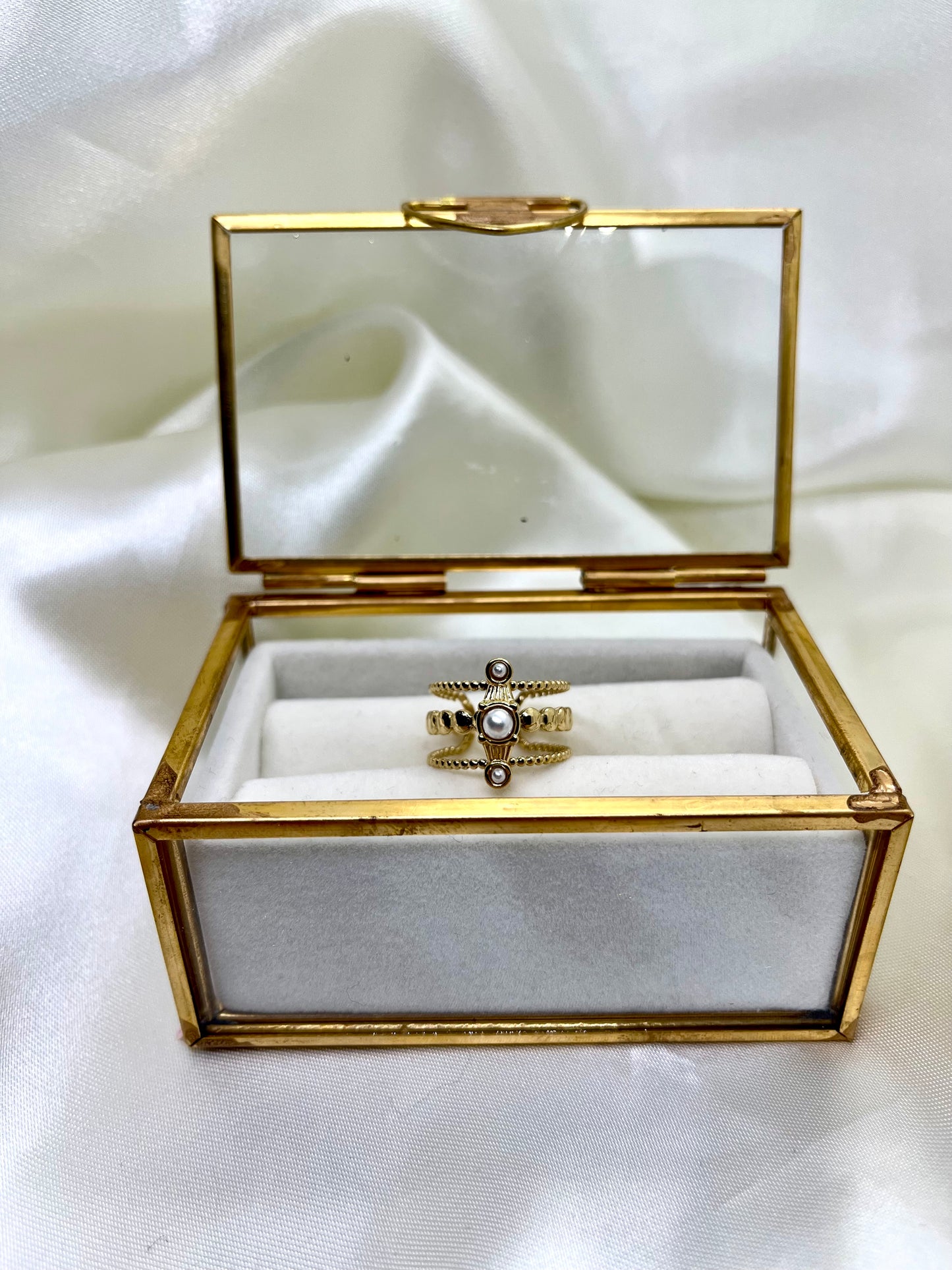 Bague doré et nacré