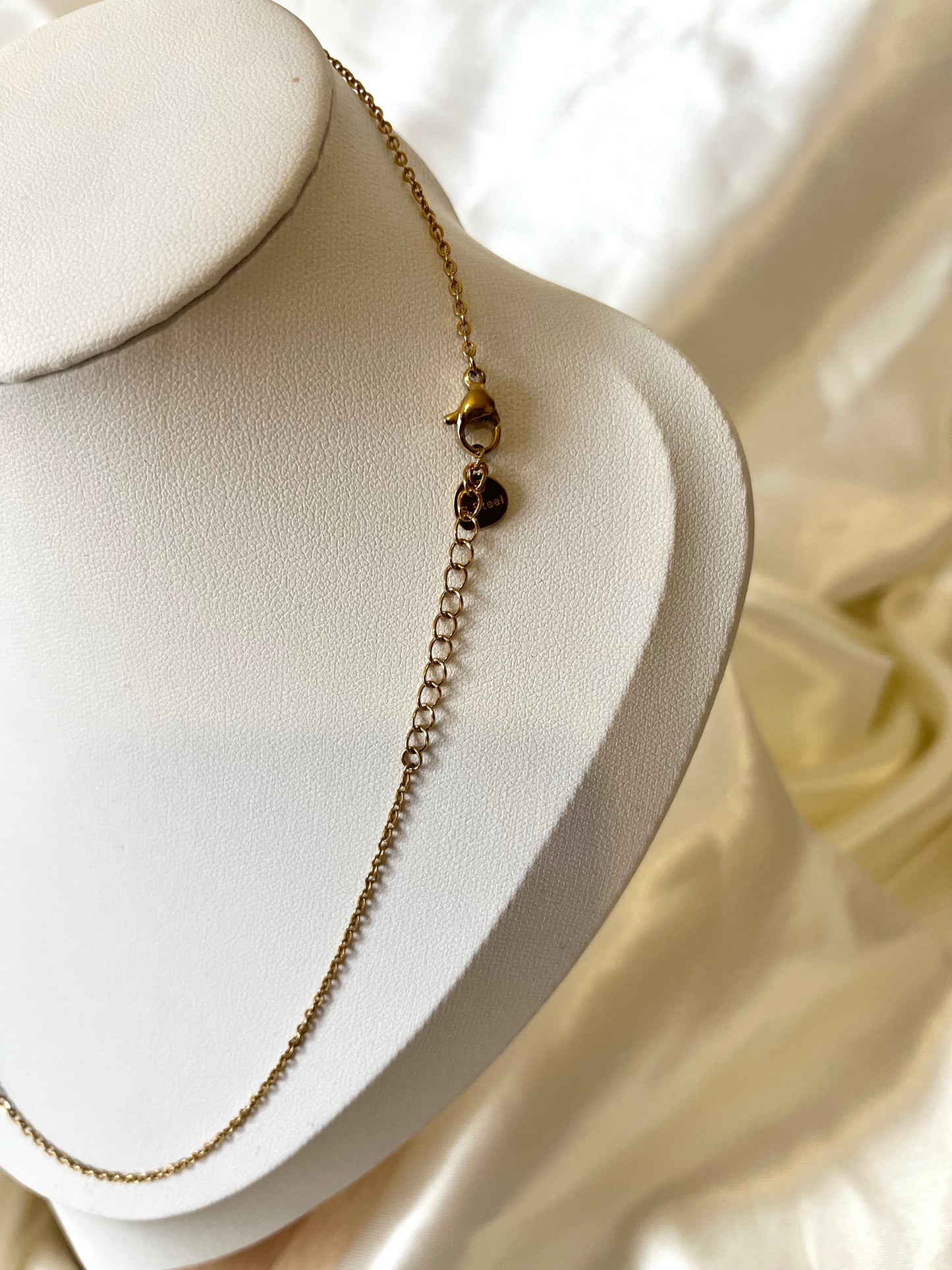 Collier doré petits strass