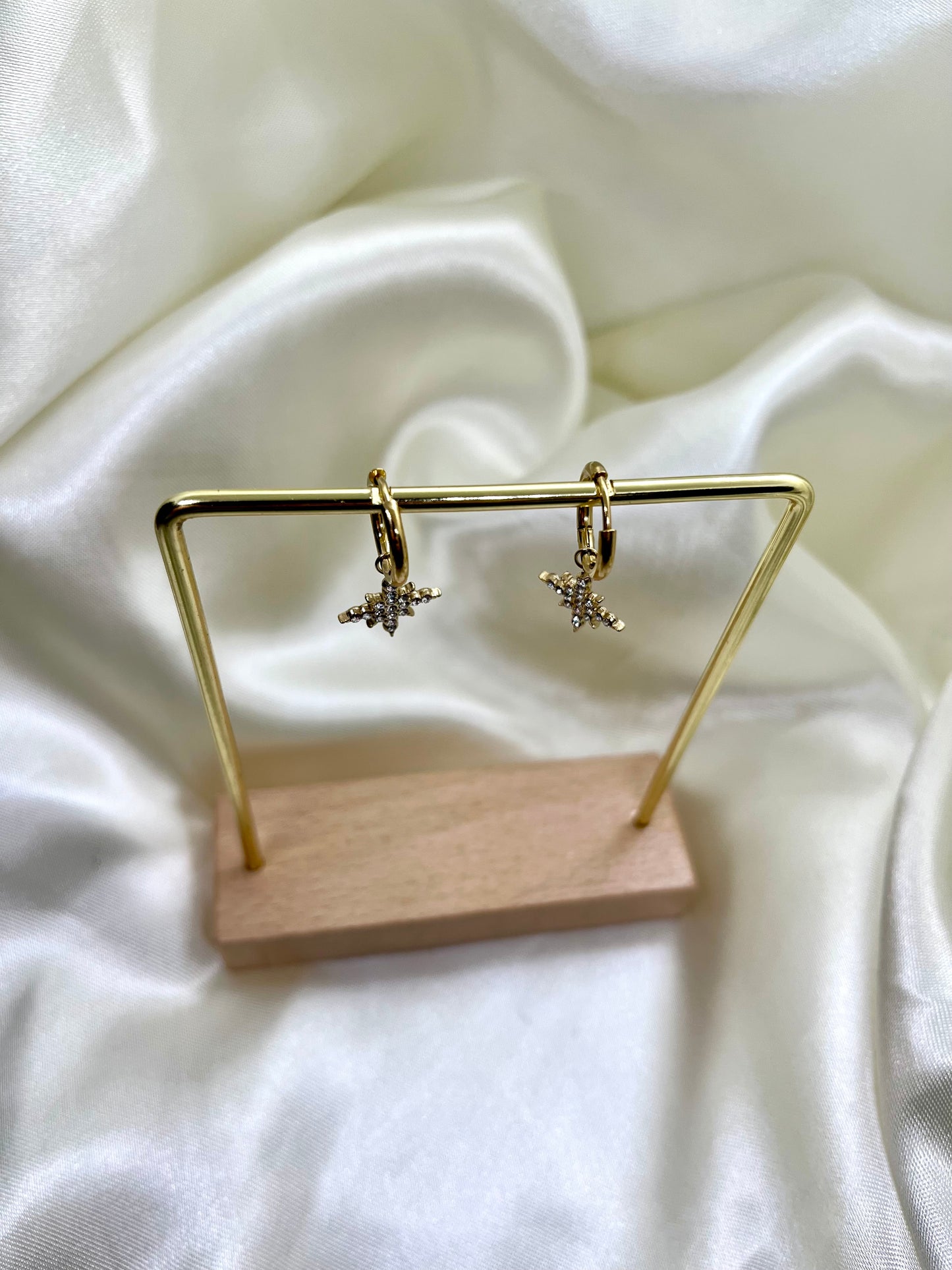 Boucles d’oreilles étoile doré et strass