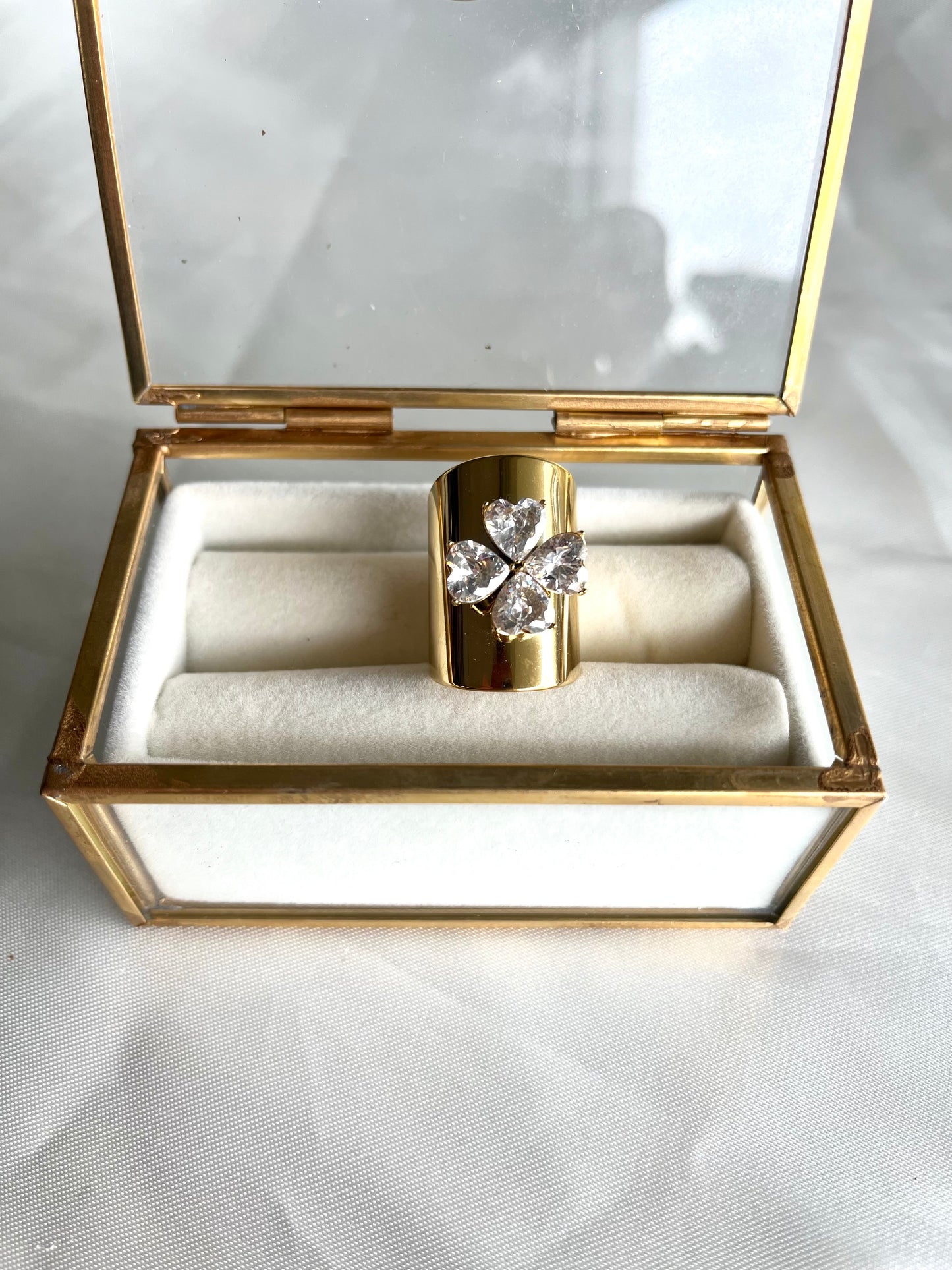 Bague doré fleur zirconium Agatha