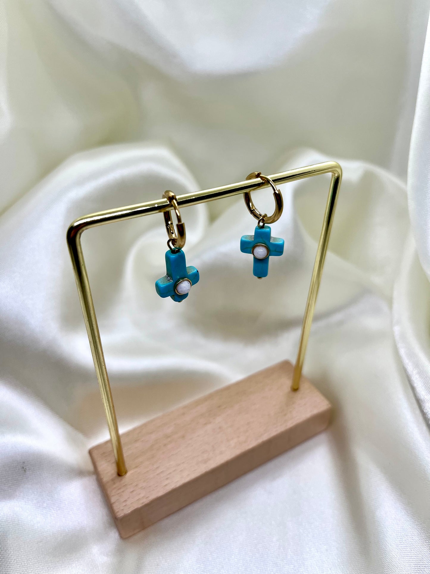 Boucles d’oreilles croix doré et turquoise