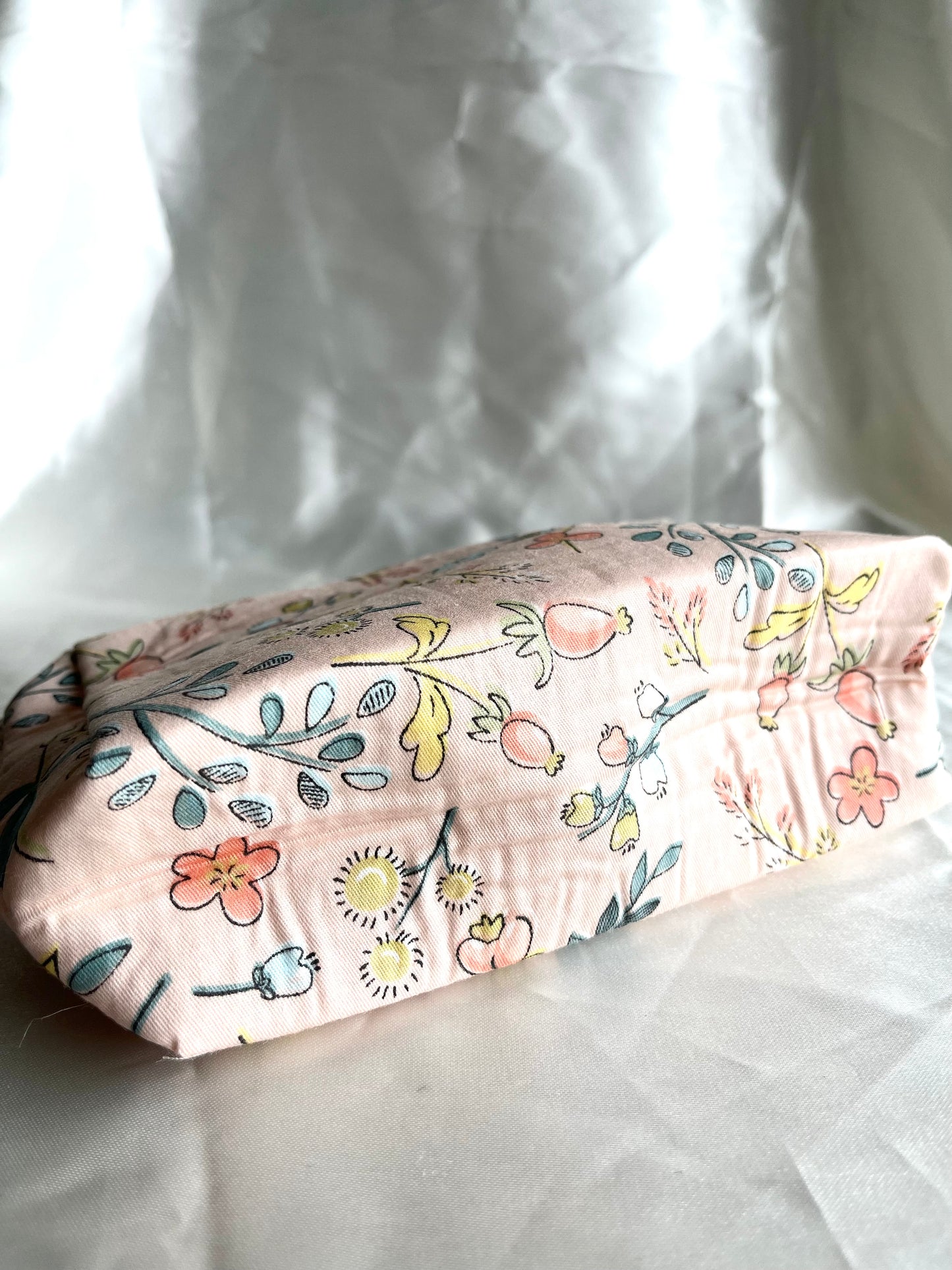 Trousse rose pale Amour