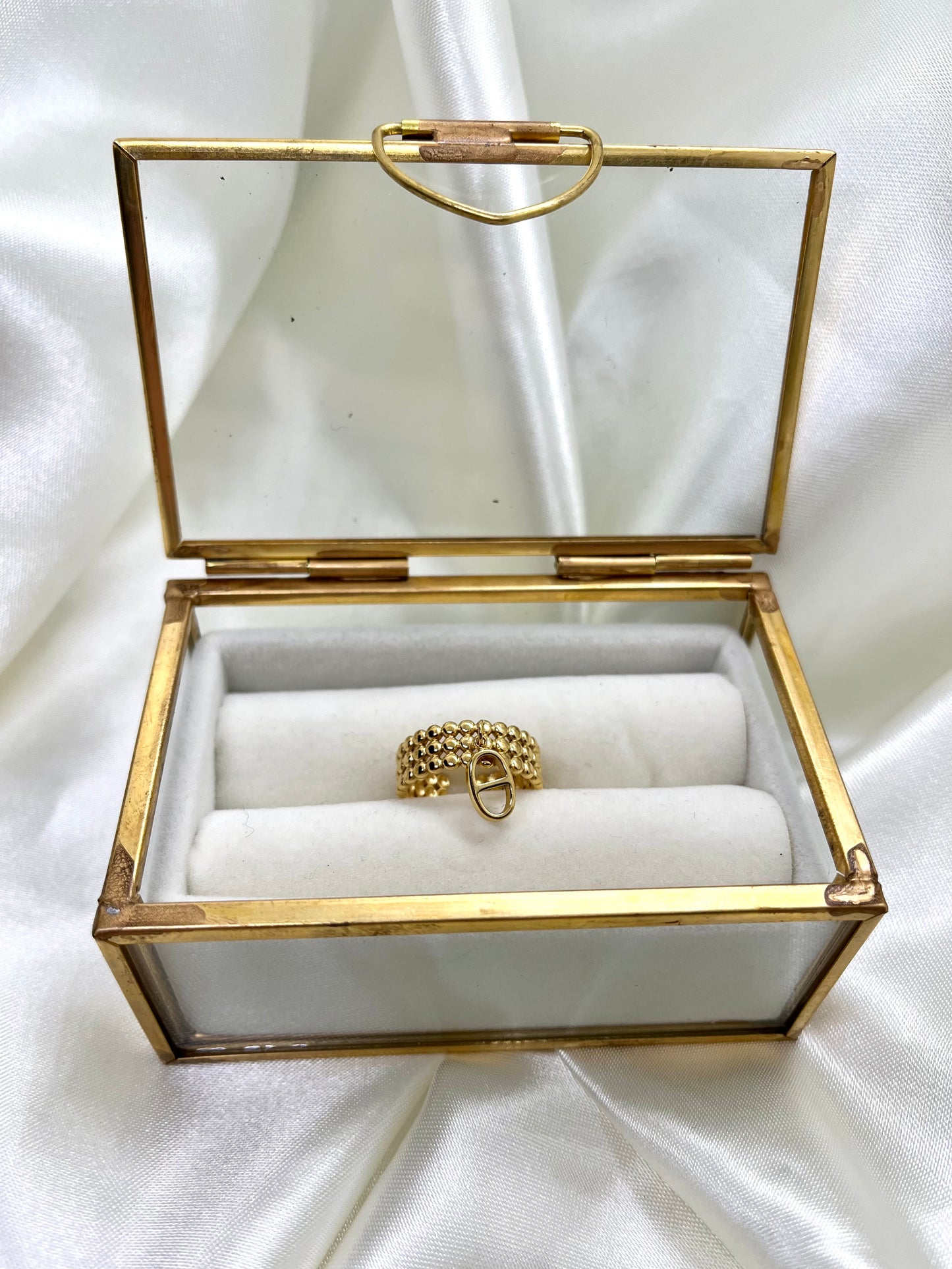 Bague doré breloque