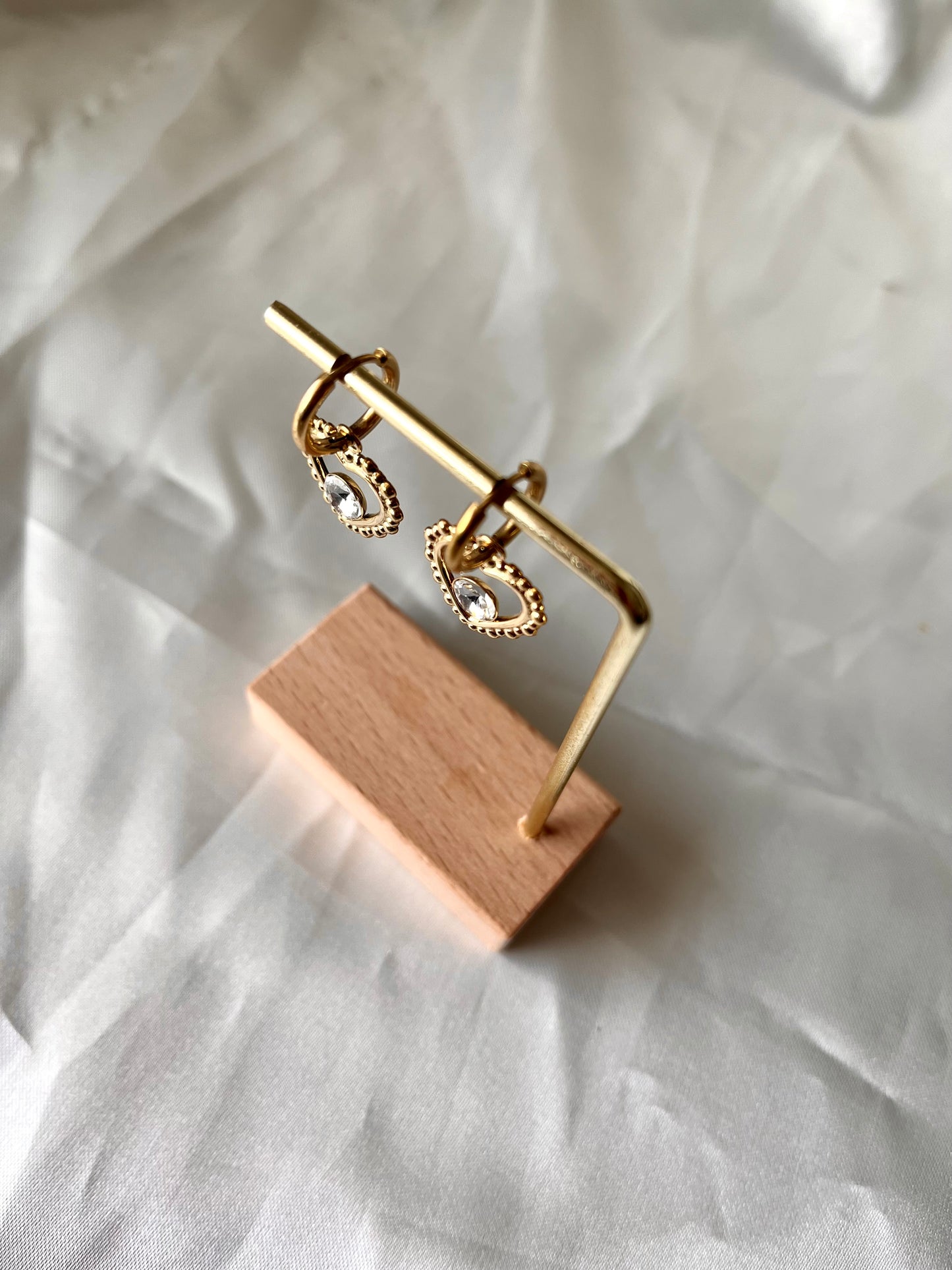 Boucles d’oreilles doré et strass cœur Irma