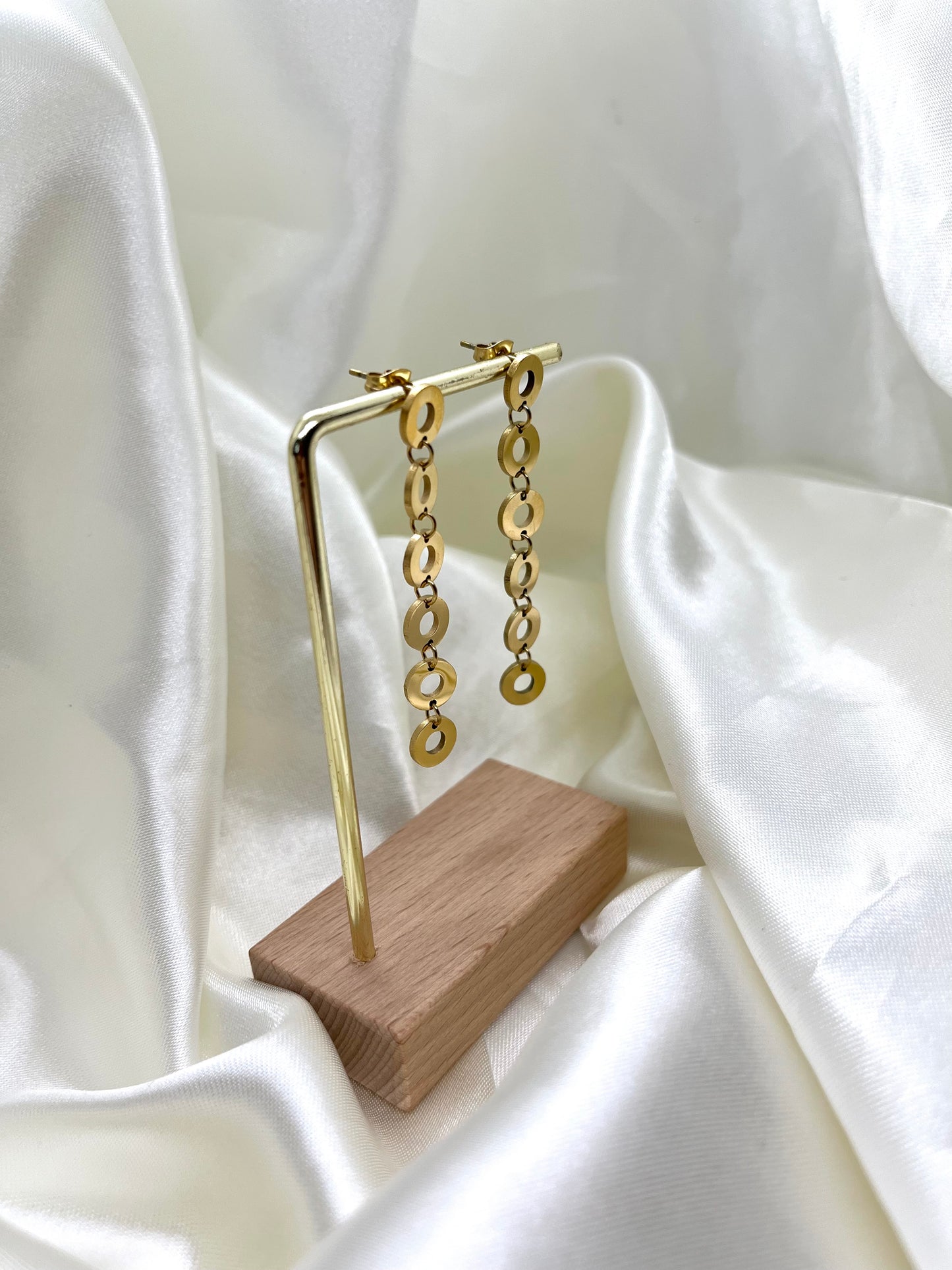 Boucles d’oreilles doré pendantes Centra