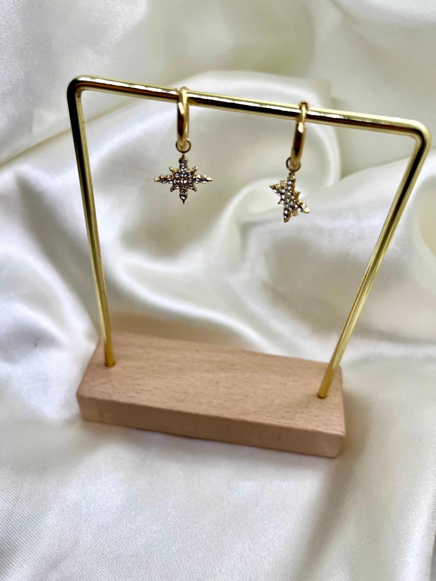 Boucles d’oreilles étoile doré et strass