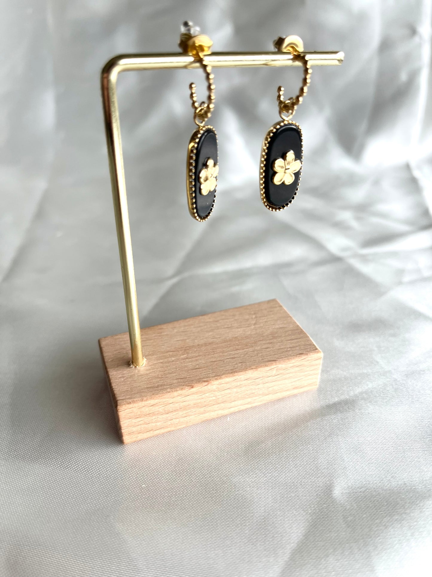 Boucles d’oreilles doré et noir Pénélope