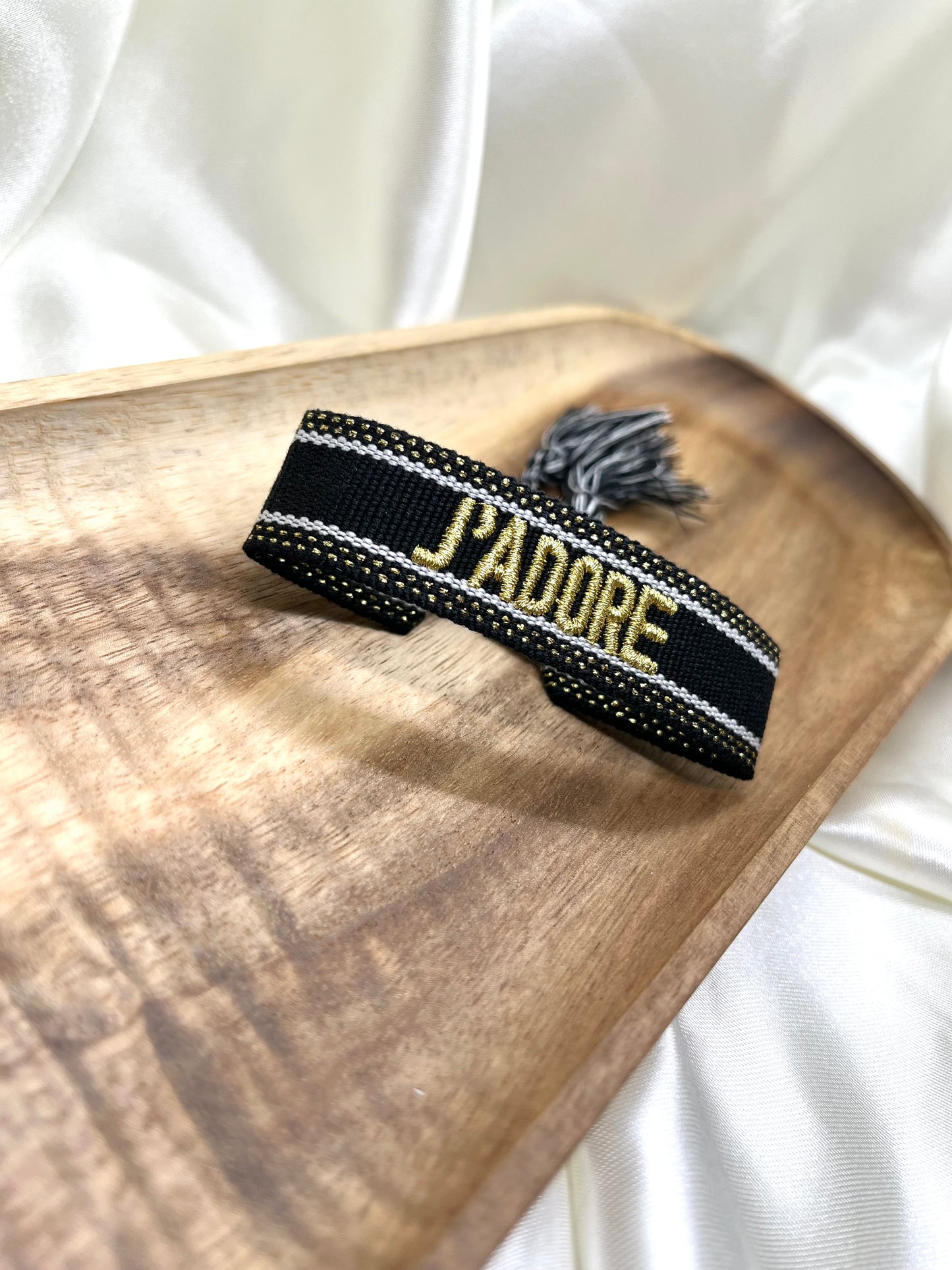 Bracelet j’adore noir, doré et blanc