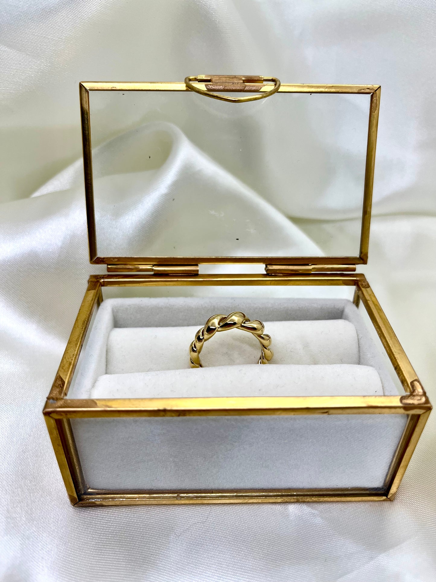 Bague dorée