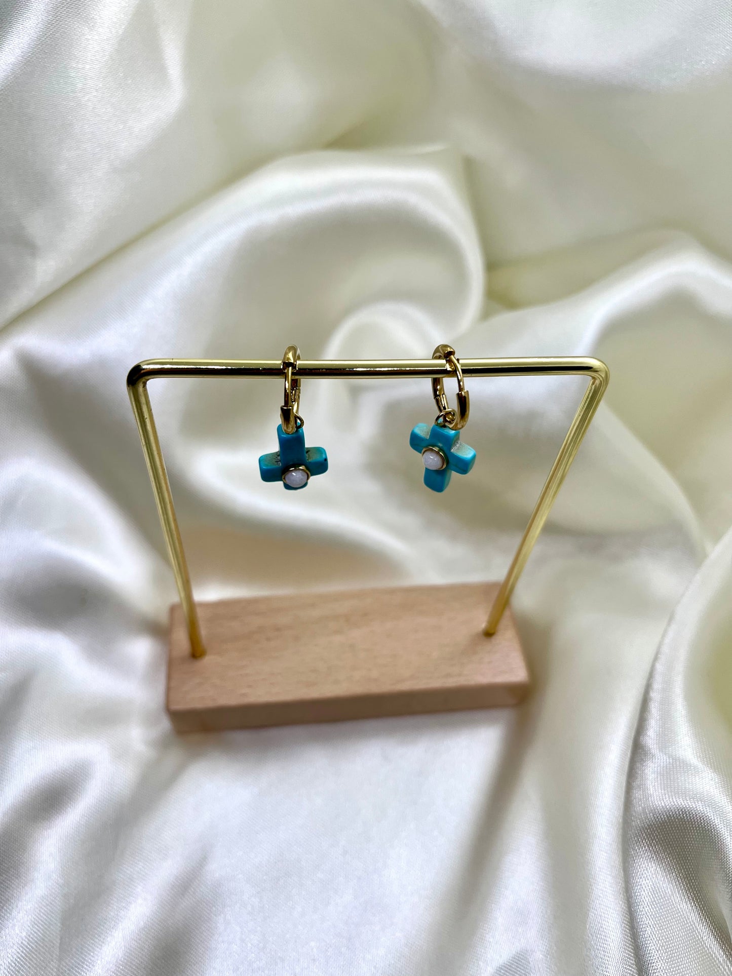 Boucles d’oreilles croix doré et turquoise