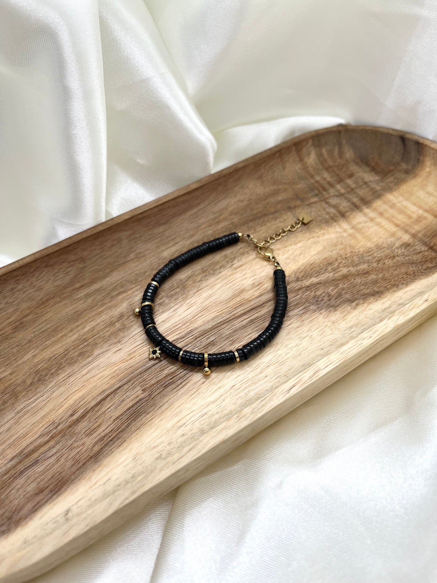 Bracelet en perles noires Sansa