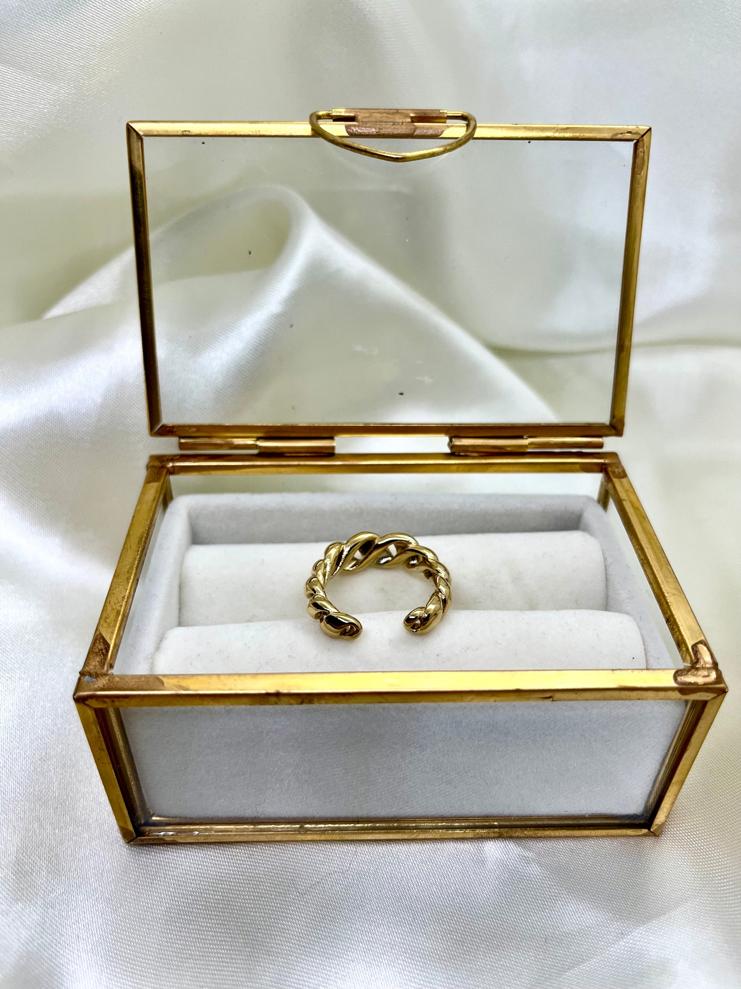 Bague dorée