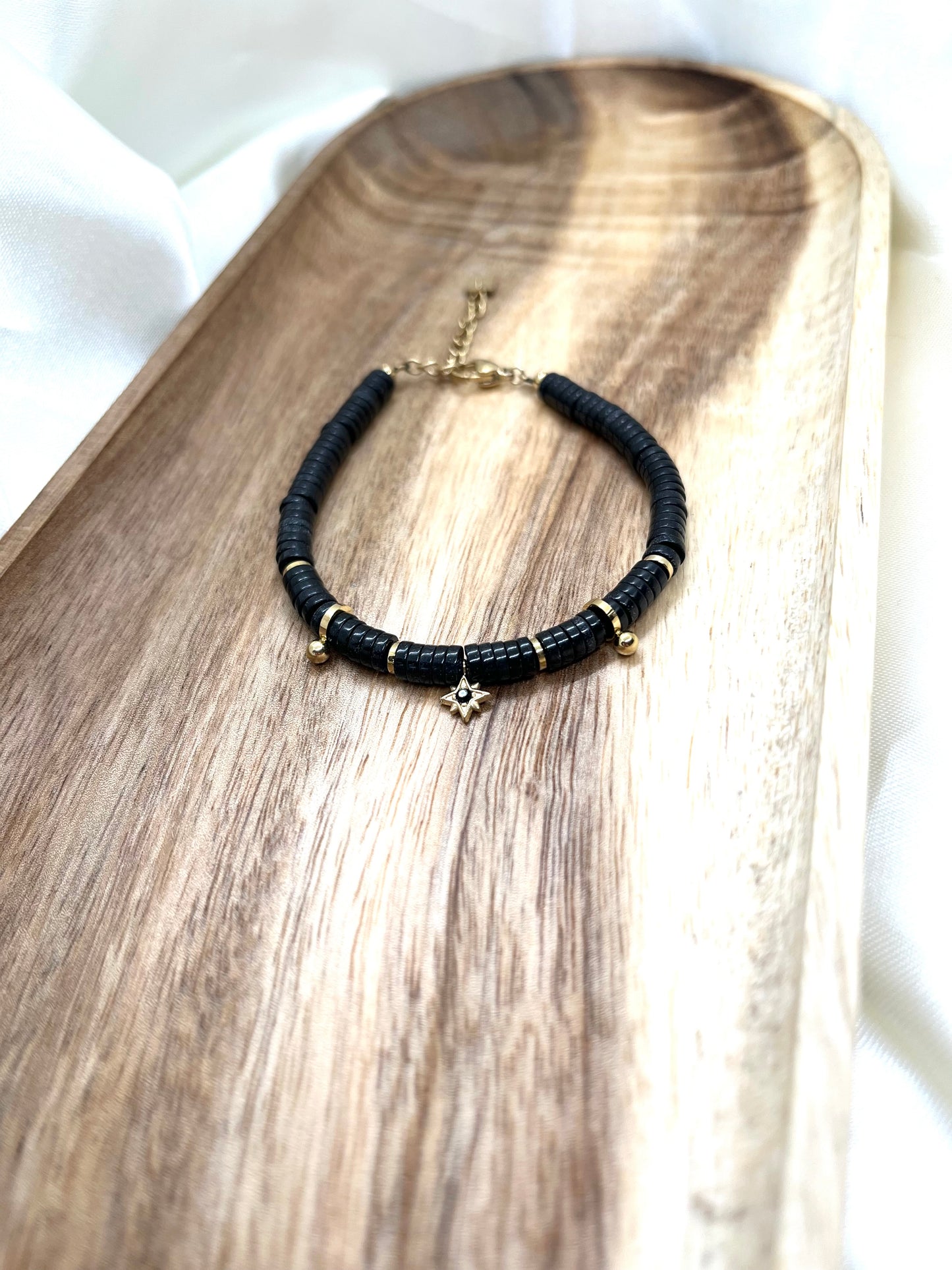 Bracelet en perles noires Sansa