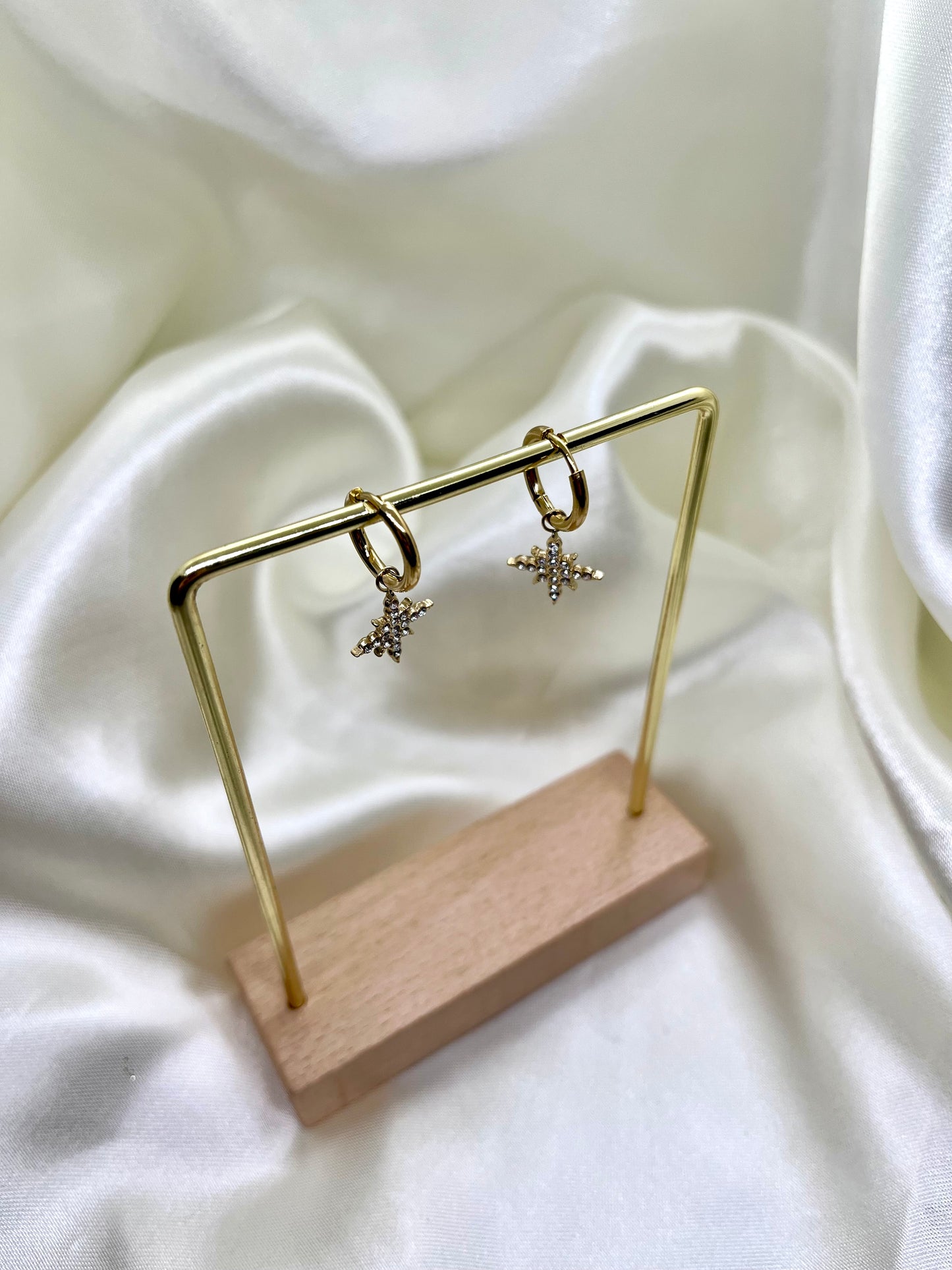 Boucles d’oreilles étoile doré et strass