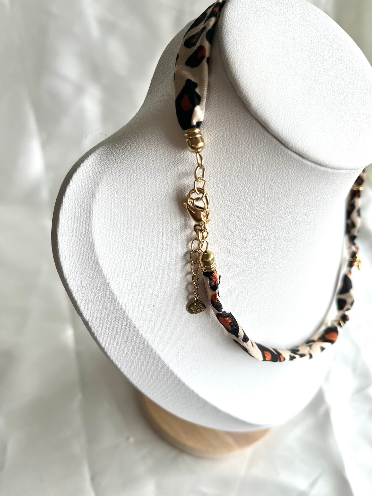 Collier léopard et doré Jack