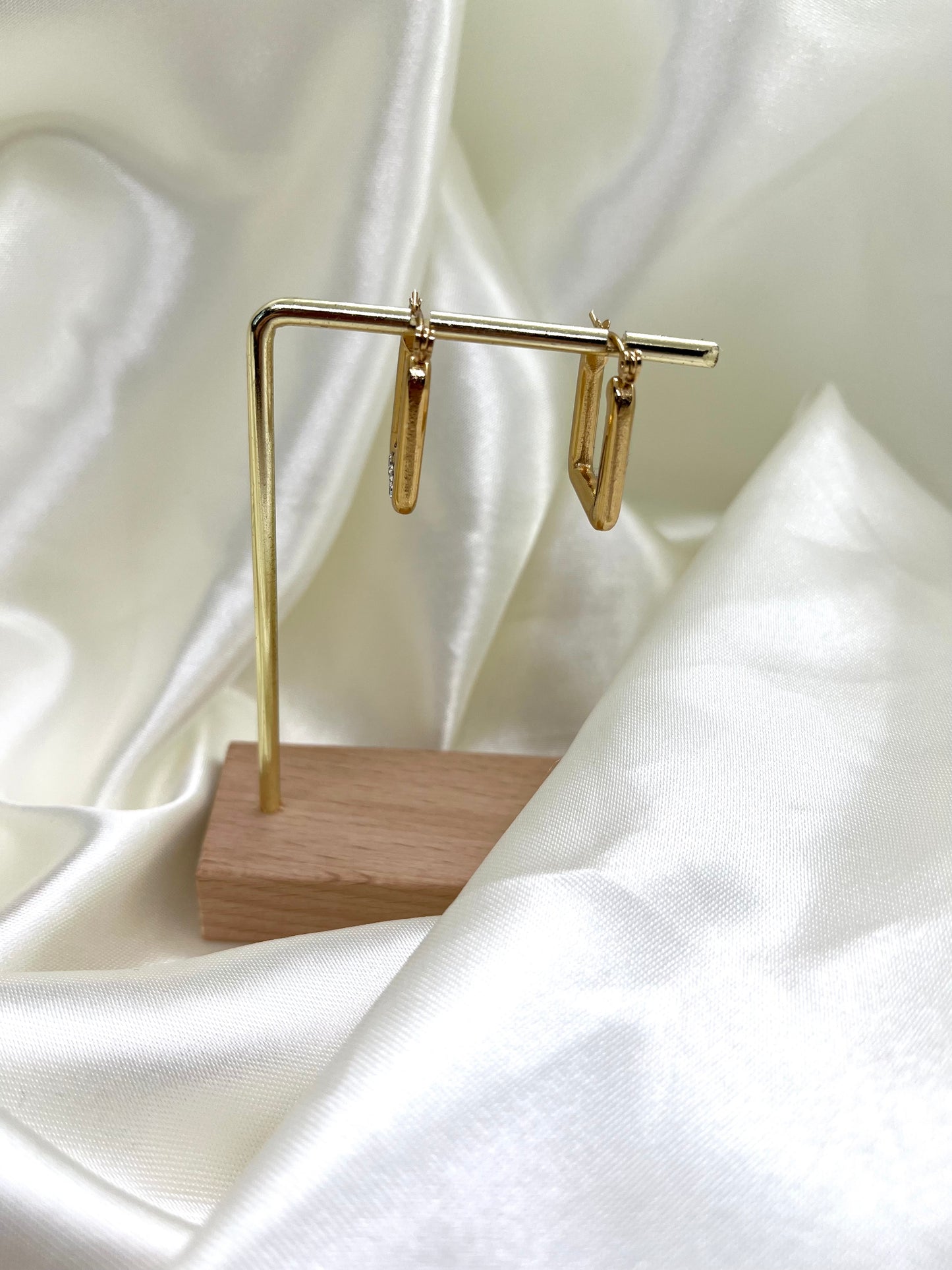 Boucles d’oreilles doré et strass Sista