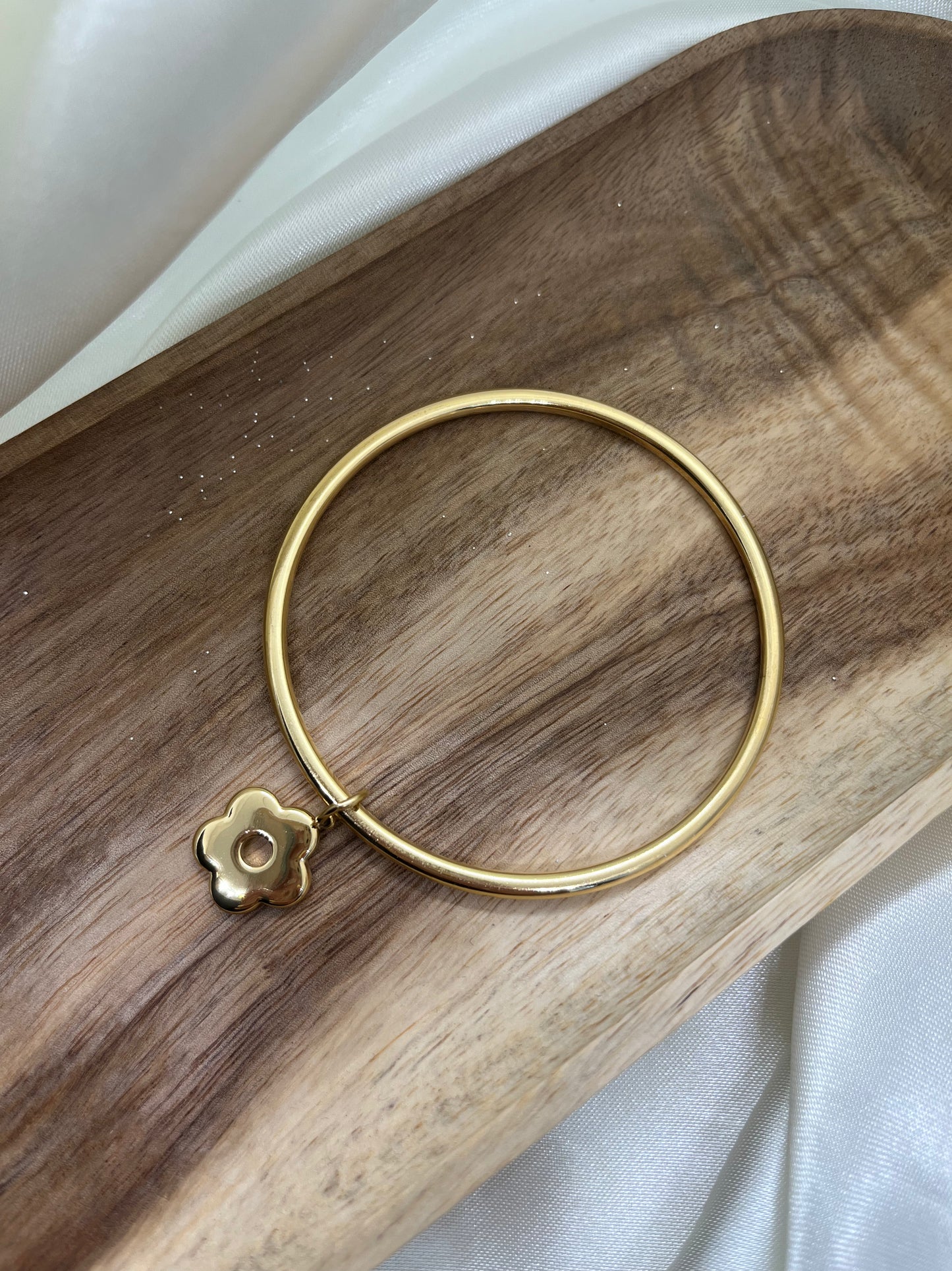 Bracelet jonc doré fleur