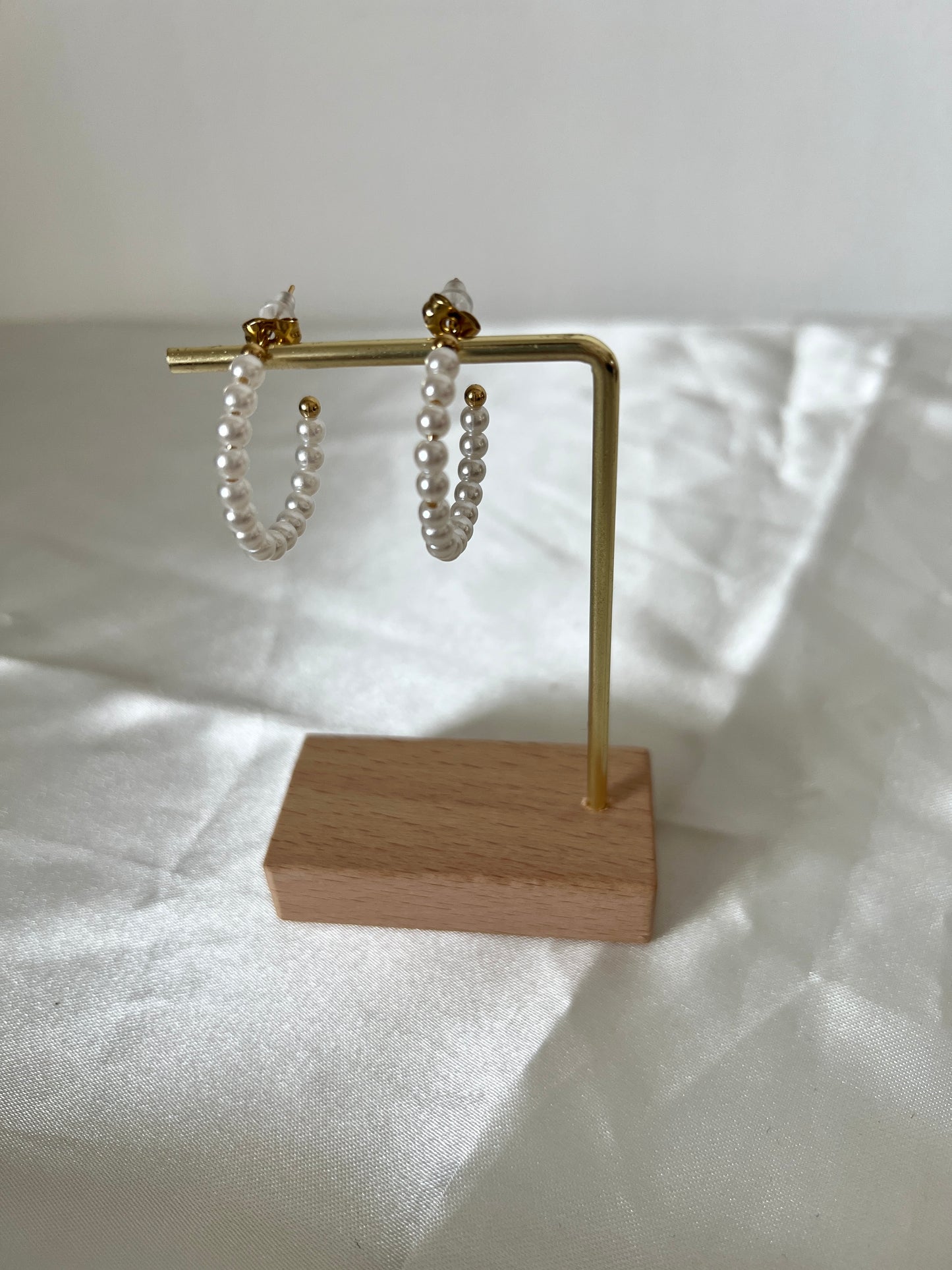 Boucles d'oreilles anneaux nacré Rona