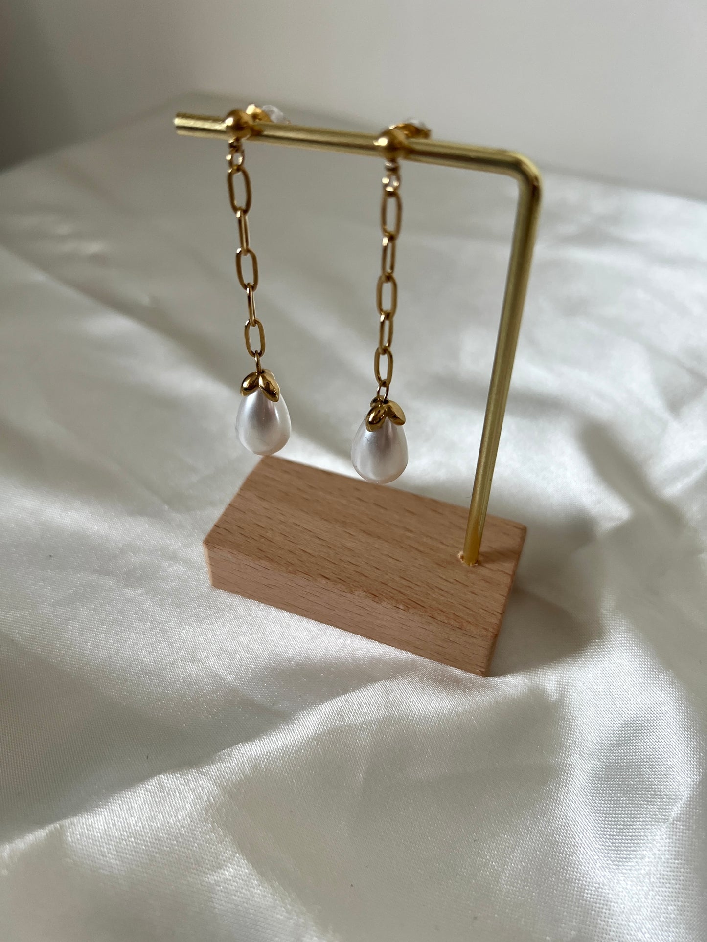 Boucles d'oreilles doré et nacré Gouta