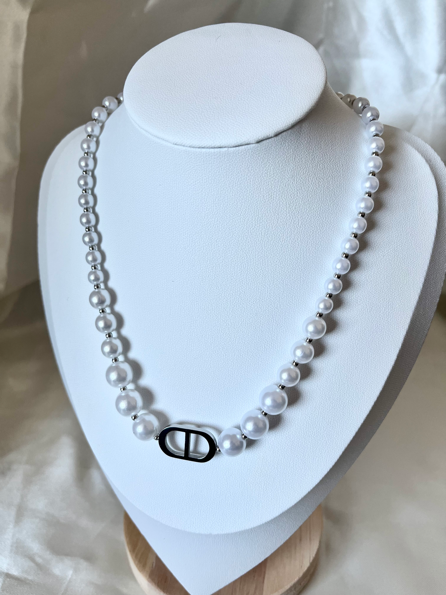 Collier argenté et nacré Wanda