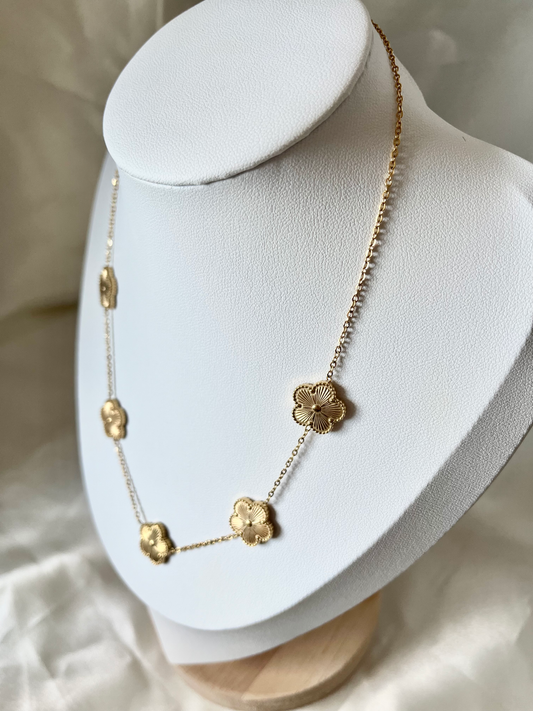 Collier doré fleurs Elowen